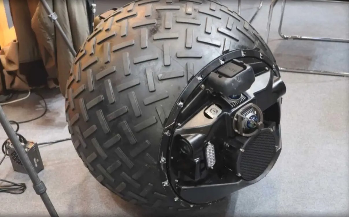 Китай представил сферического робота RB21H для городского патрулирования